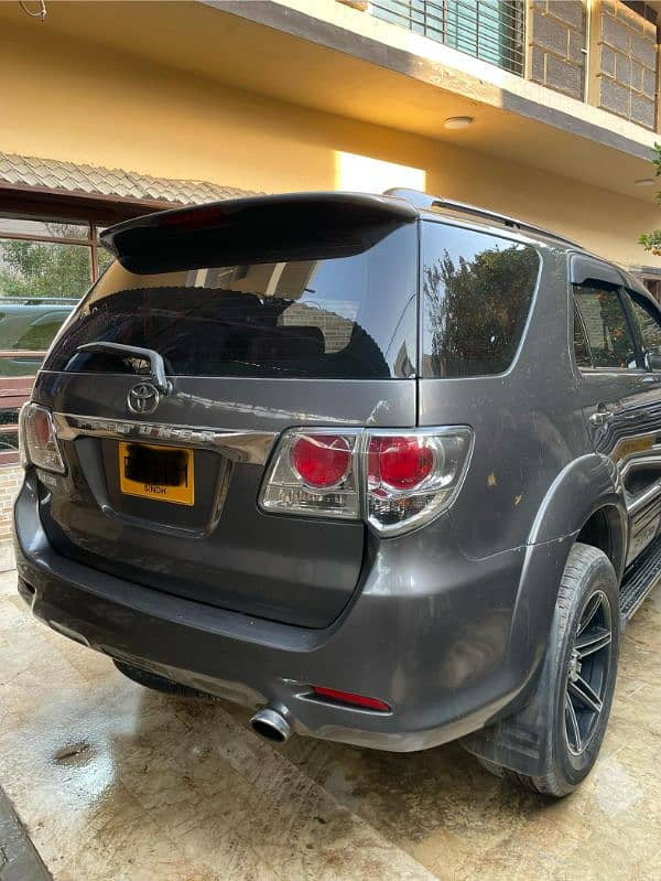 Toyota Fortuner 2006 9