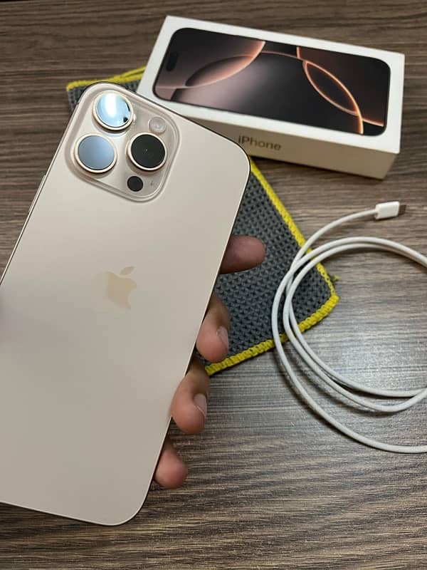 Iphone 16 Pro Max Desert Titanium 256 GB 1