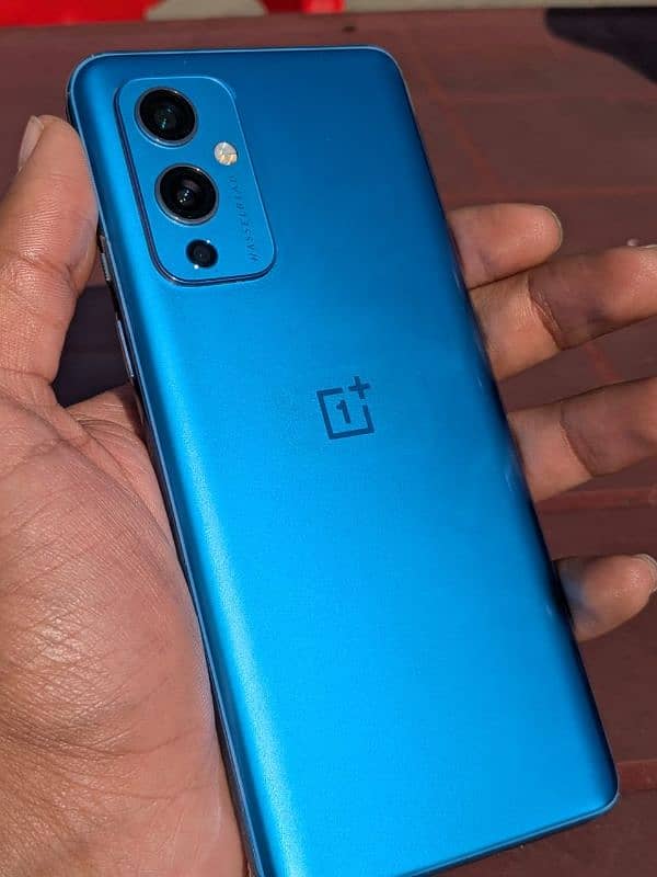 OnePlus 9 5G 1