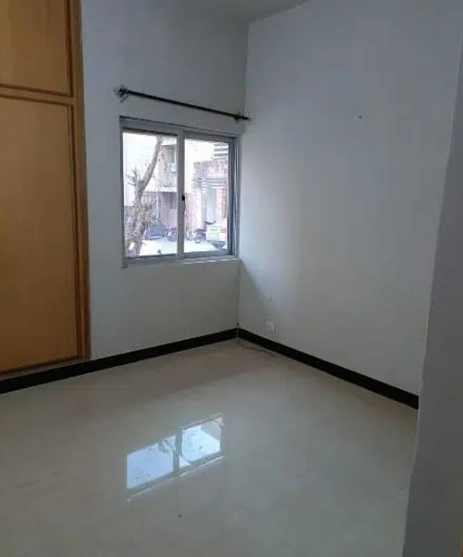 G-11/4 FGEHA E-Type Ground Floor Flat For Rent 1