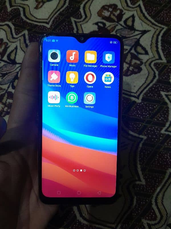 Oppo a5s 3/32 pta box with charger all ok 0