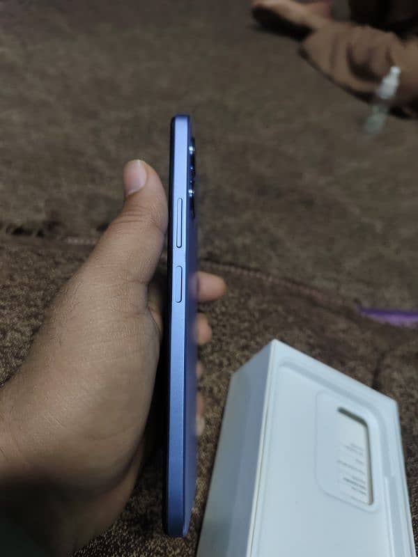 Vivo Y17s 6+6 128 Just Box Open Condiction 5