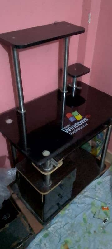 iam saling my computer trolly in best condition 1