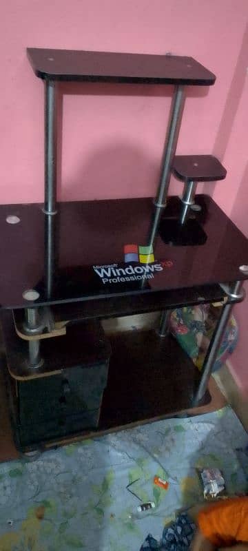 iam saling my computer trolly in best condition 2