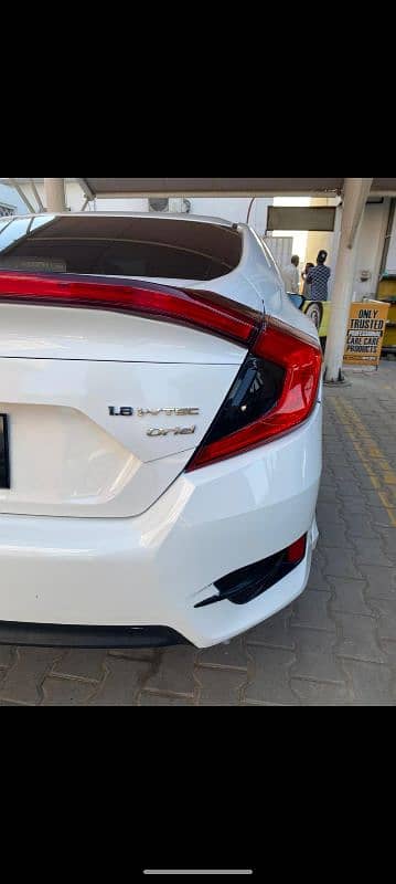 Honda Civic Oriel 2018 1