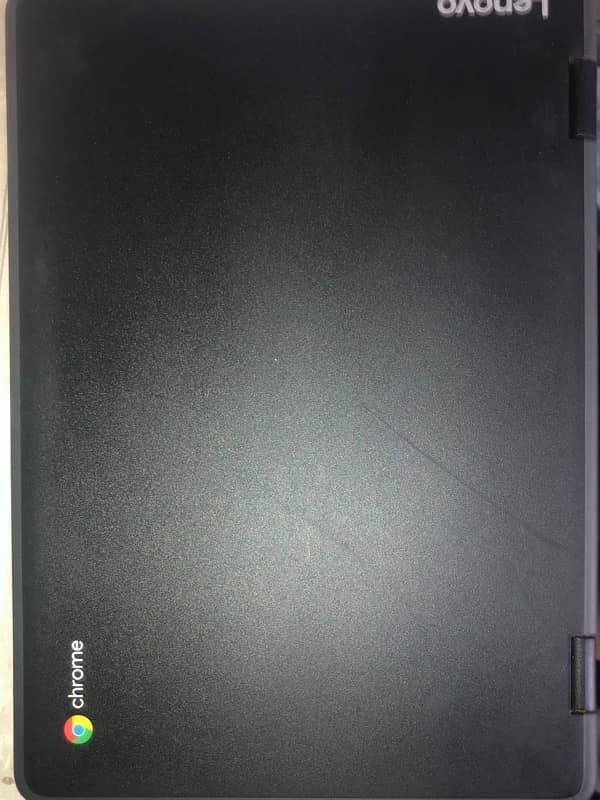 Lenovo Chrome book e300 1