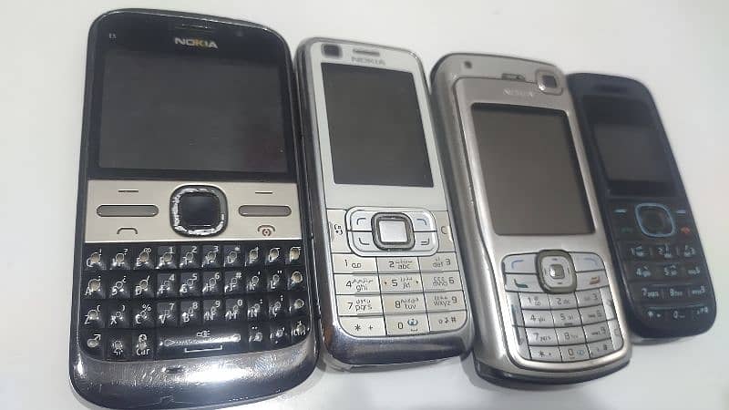 Samsung Nokia Motorola QMobile 0