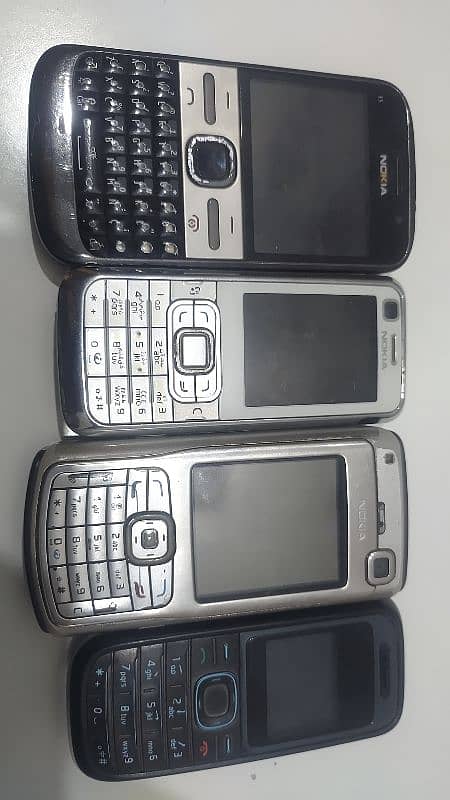 Samsung Nokia Motorola QMobile 3