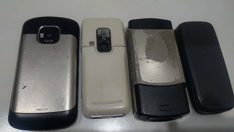 Samsung Nokia Motorola QMobile 4