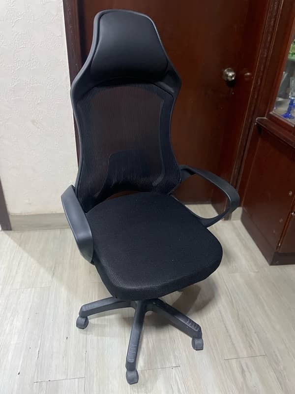 office chairs barely used 0