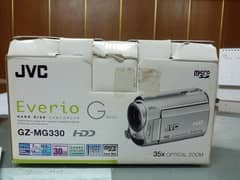 JVC Everio HandyCam Camcorder 30gb with box and all accessories