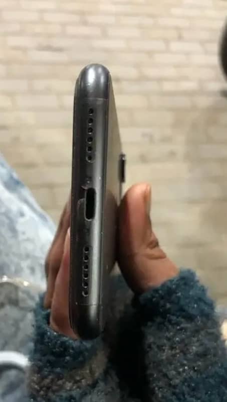 iPhone 11 64 gb factory unlock 3