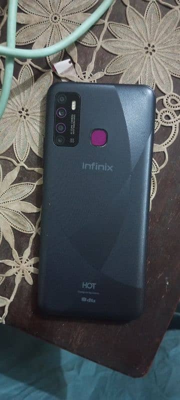 infinix hot 9 4 GB RAM 64GB memory 3