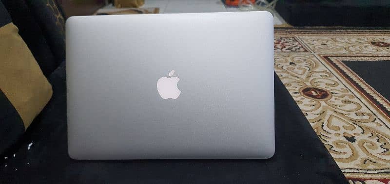 MACBOOK AIR (MID 2013) Core i5 1