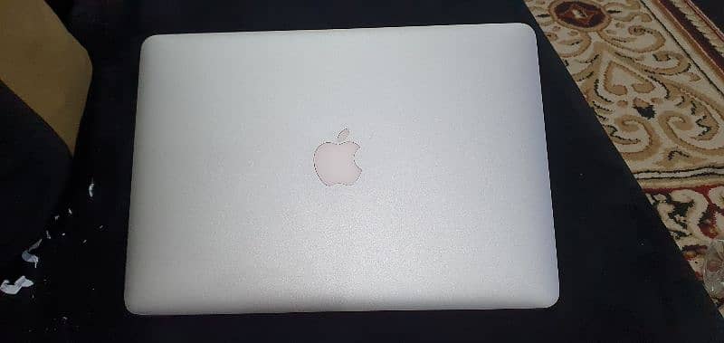 MACBOOK AIR (MID 2013) Core i5 4