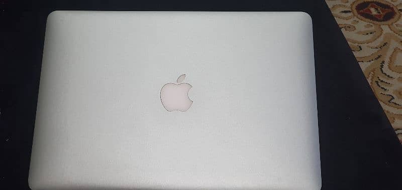 MACBOOK AIR (MID 2013) Core i5 6