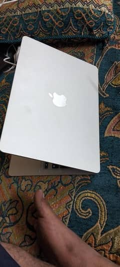 Macbook Air M2, 8/256, with 8 month warranty