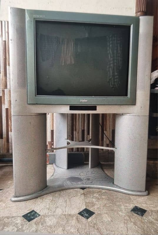 LCD TV 0