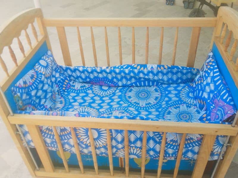 wooden baby cot 3