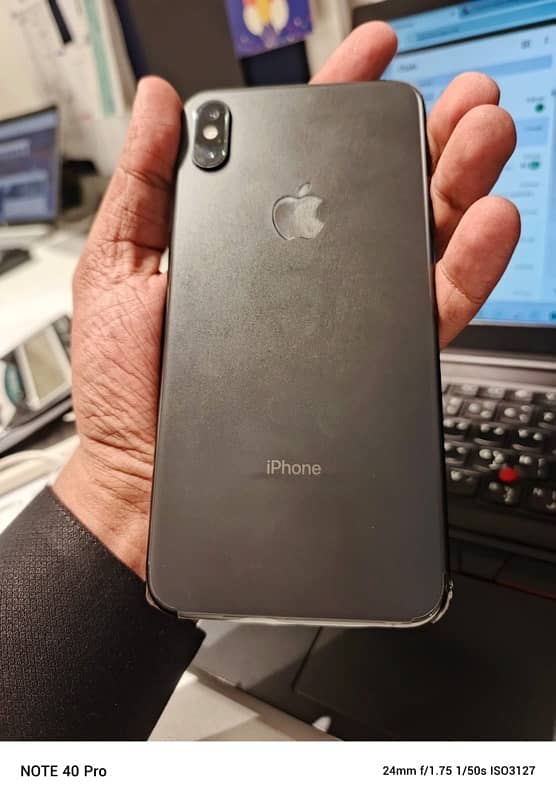 iPhone xS Max 256gb PTA approved dual sim 0