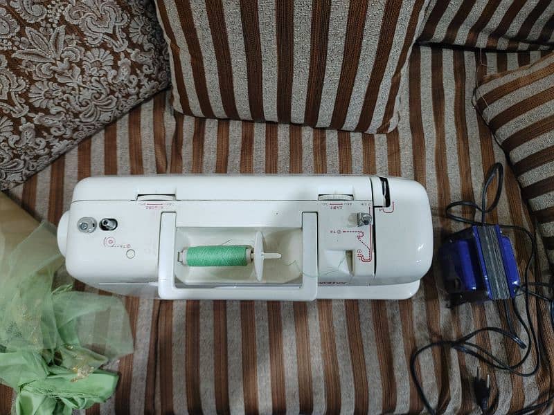 Brother Sewing or Salai machine 5