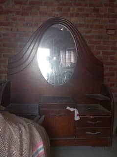 dressing table