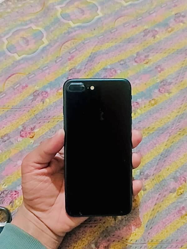 IPhone 7 Plus PTA 128 GB 10/9 condition finger ok battri change box wi 0