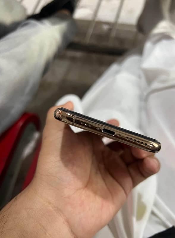 IPHONE XS 256GB PTA APPROVED 2