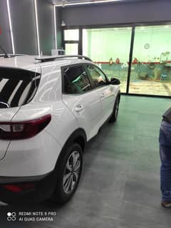 KIA STONIC 2022 EX+