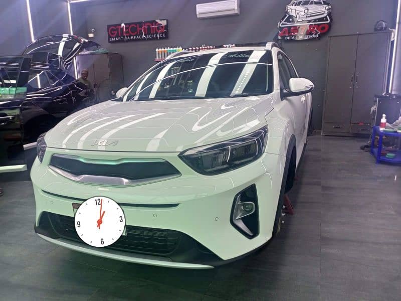 KIA STONIC 2022 EX+ 10