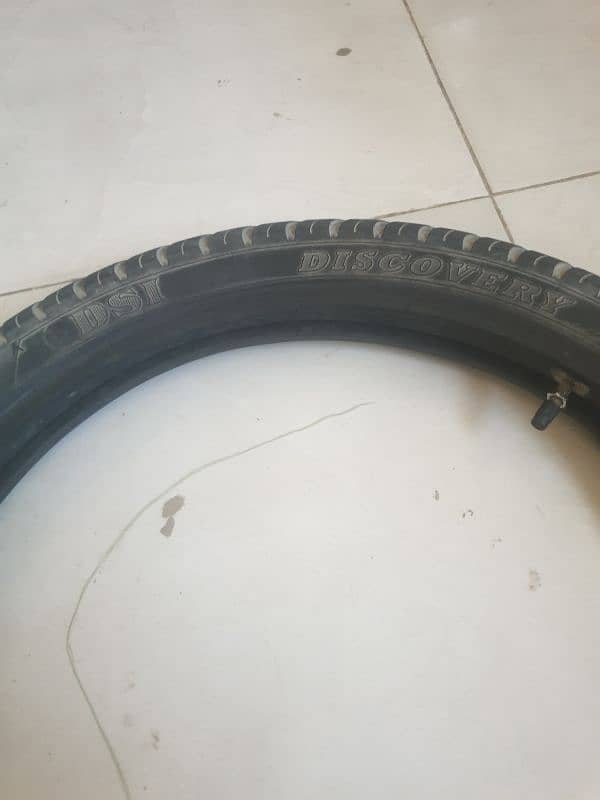 front tyre 2.75 18 DSI used normal condition 1