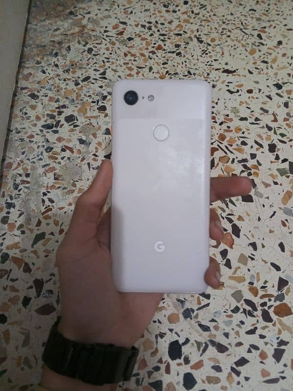 I'm selling my google pixel 3 non pta all ok only screen lines 1