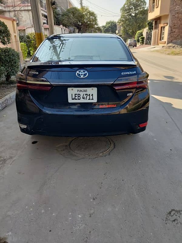 Toyota Corolla GLI 2015 1