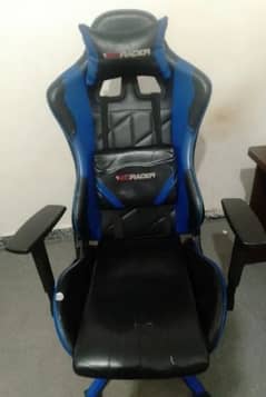 Gaming chair urgent sale in low price