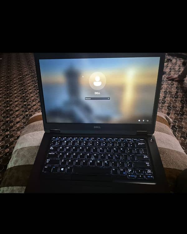 Dell Core i5 8th gen with touch screen phone :03189015749( Whatsapp) 0