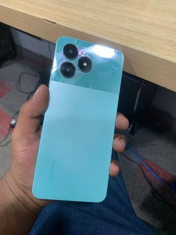 realme c51 4/128 0