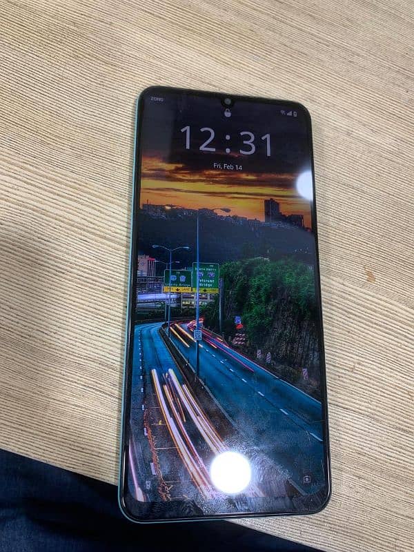 realme c51 4/128 5