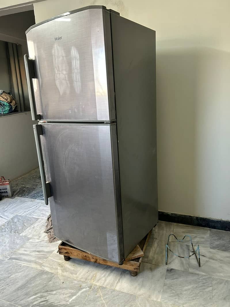 Haier Fridge Hrf 340 in Excellent condition 1