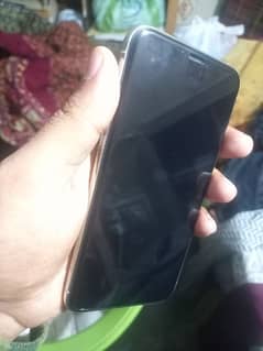 I PHONE 11 ORO FOR SALE 10/10 condition