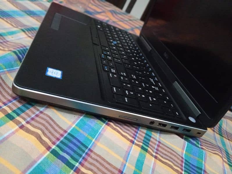 Dell Core i7 with 4 GB Graphics Card for sale 10