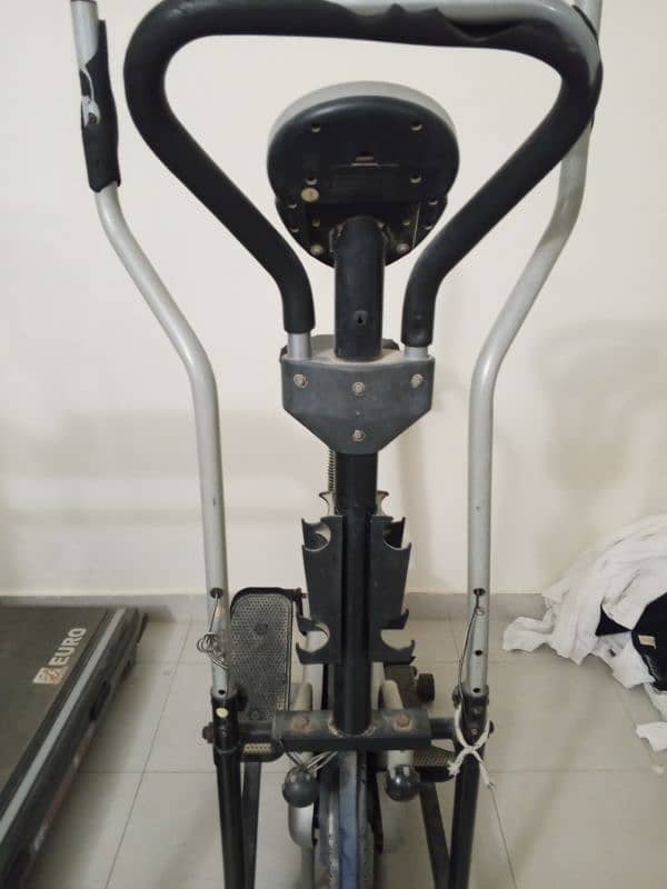 Elliptical Exercise Cycle 0