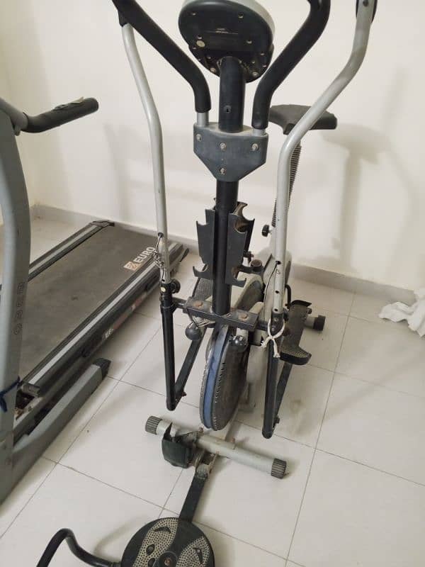 Elliptical Exercise Cycle 4