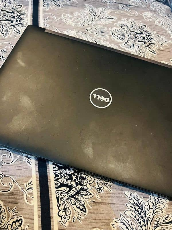 DELL LAPTOP CORE I5 7TH GENERATION 4