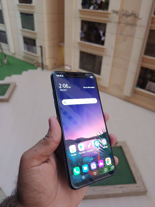 LG G8S THINQ 2