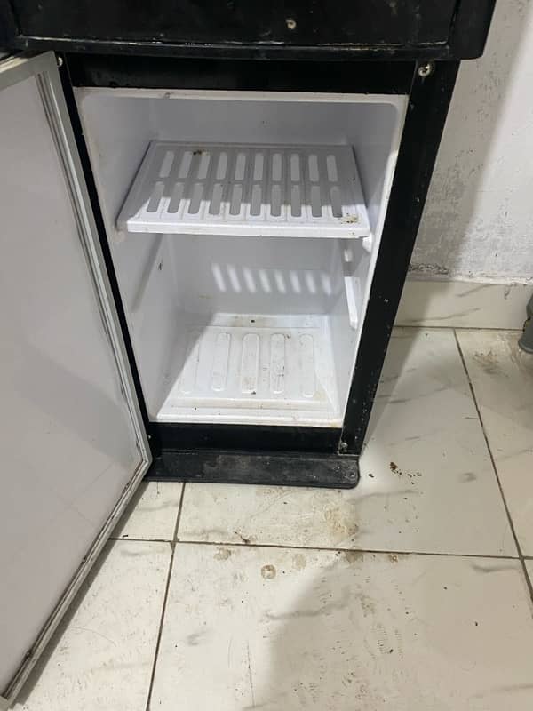 water Dispenser orient icon 3 1