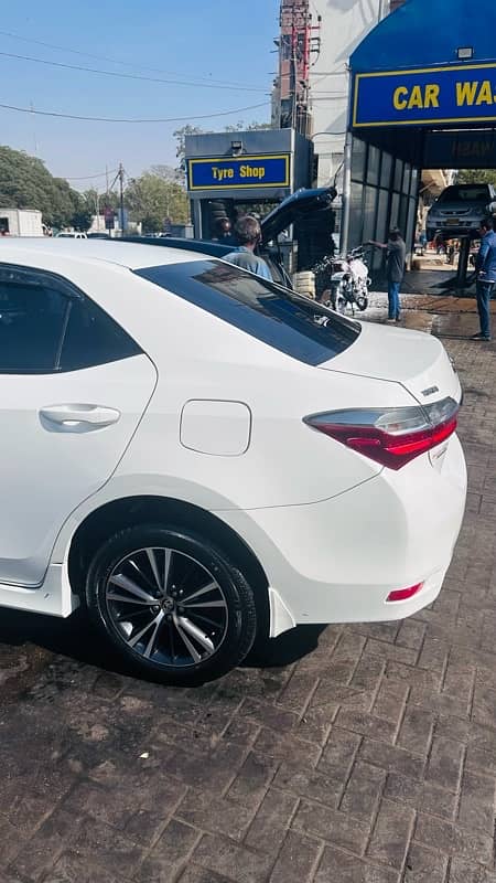 Toyota Corolla Altis 2018 1