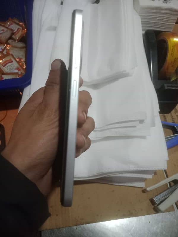 Infinix smart 8 pro 4+4/128 1