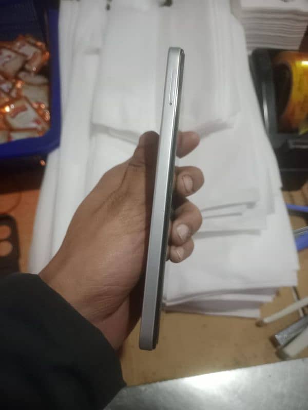 Infinix smart 8 pro 4+4/128 2