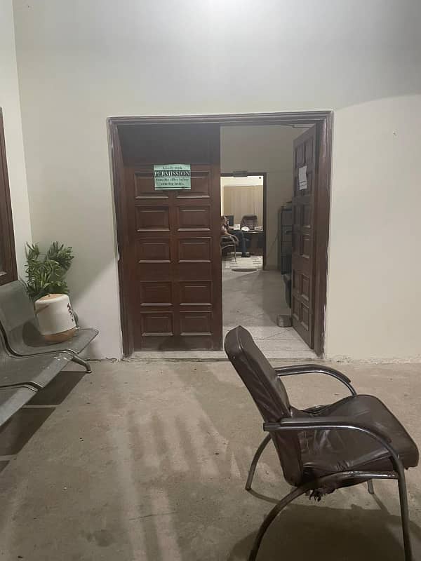 Portion available for rent Gulshan-e-iqbal block 6 7