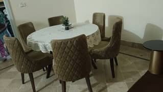 6 seater dinnig table